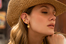 Cargar imagen en el visor de la galería, SET ARETES SOL Y LUNA