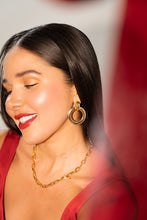 Cargar imagen en el visor de la galería, ARETES DIOSA