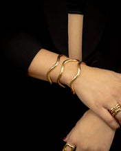 Cargar imagen en el visor de la galería, BRAZALETE ONDAS