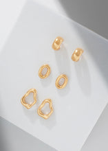 Cargar imagen en el visor de la galería, SET X3 ARETES SILUETA AMORFA By Issa Vásquez