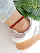 Cargar imagen en el visor de la galería, TOBILLERA MIYUKI ROJA
