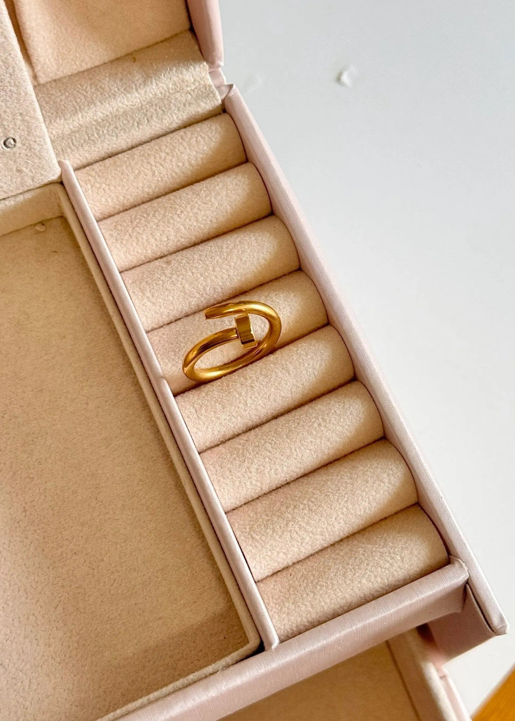 ANILLO DIOSA