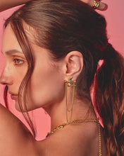 Cargar imagen en el visor de la galería, ARETES AVE
