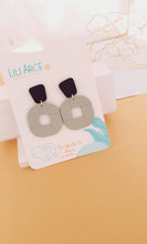 Cargar imagen en el visor de la galería, ARETES LOFT
