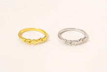 Cargar imagen en el visor de la galería, ANILLO MARIPOSAS DORADO

