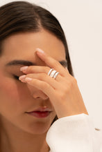 Cargar imagen en el visor de la galería, SET ANILLOS LUNAR
