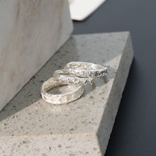 Cargar imagen en el visor de la galería, SET ANILLOS LUNAR
