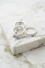Cargar imagen en el visor de la galería, SET ANILLOS LUNAR
