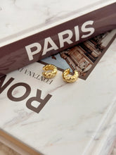 Cargar imagen en el visor de la galería, EARCUFF DIAMANTE
