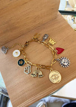 Cargar imagen en el visor de la galería, PULSERA CHARMS
