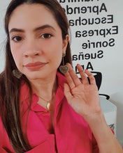 Cargar imagen en el visor de la galería, ARETES FELICIDAD
