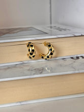 Cargar imagen en el visor de la galería, ARETES ESPLENDOR NEGRO
