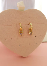 Cargar imagen en el visor de la galería, MINI CANDONGAS CORAZON CRISTAL
