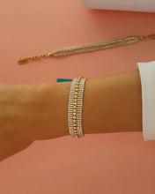 Cargar imagen en el visor de la galería, PULSERA CRISTAL
