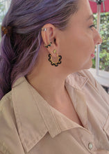 Cargar imagen en el visor de la galería, CANDONGAS FLOR
