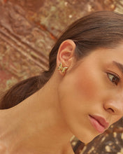 Cargar imagen en el visor de la galería, TOPOS MARIPOSA DORADA
