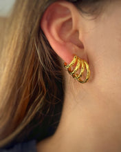 Cargar imagen en el visor de la galería, ARETES DESTELLO
