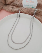 Cargar imagen en el visor de la galería, COLLAR SILVER TOP
