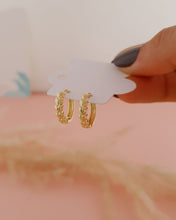 Cargar imagen en el visor de la galería, CANDONGAS CORAZONES
