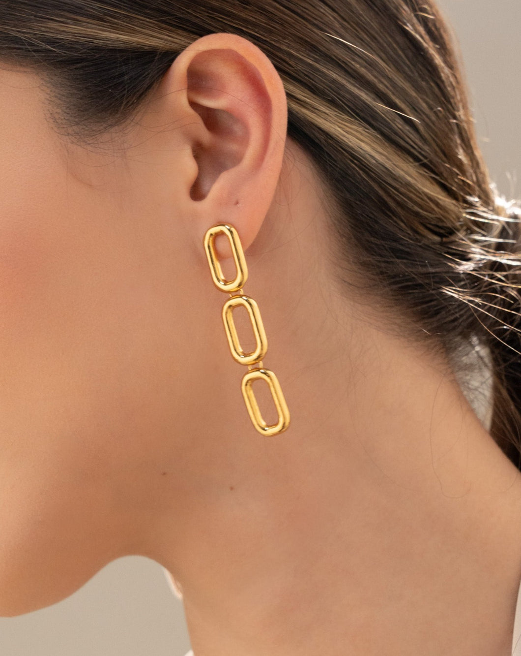 ARETES RING
