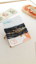Cargar imagen en el visor de la galería, PULSERA MOSTA GRIS OJO
