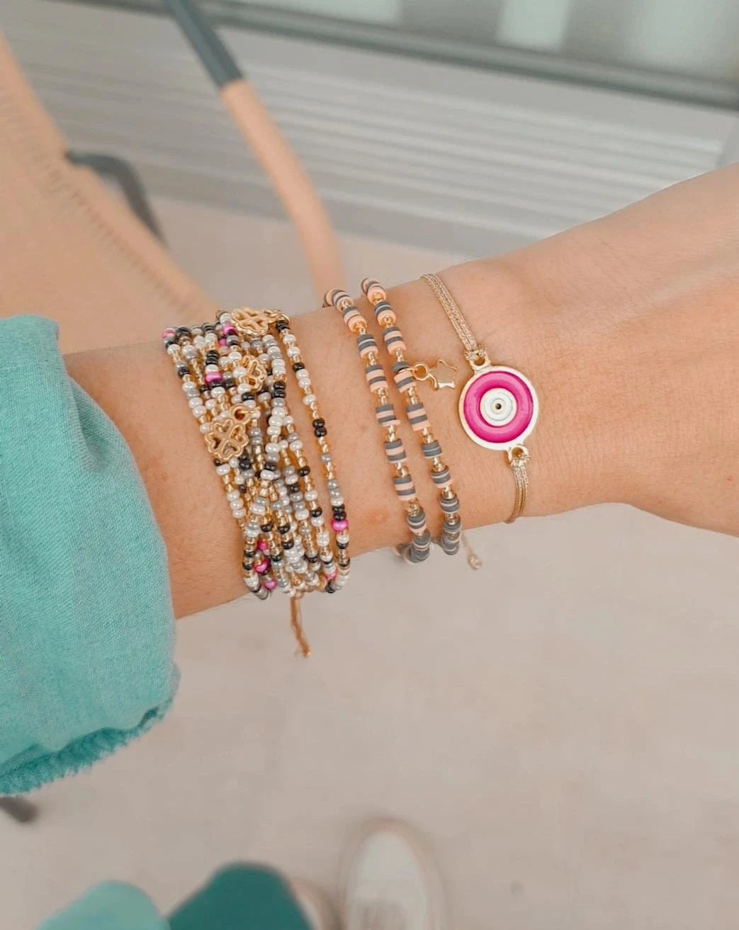 PULSERA OJO ROSA