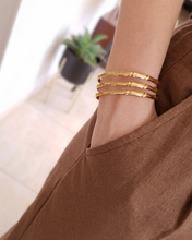 Cargar imagen en el visor de la galería, PULSERA FAR
