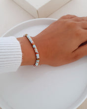 Cargar imagen en el visor de la galería, PULSERA CLARA
