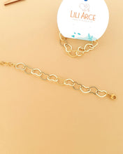 Cargar imagen en el visor de la galería, PULSERA CORAZONES
