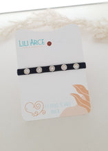 Cargar imagen en el visor de la galería, PULSERA NEGRA CRISTALES
