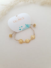Cargar imagen en el visor de la galería, PULSERA 3 SOLES
