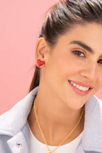 Cargar imagen en el visor de la galería, ARETES CORAZON ROJO
