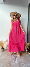 Cargar imagen en el visor de la galería, VESTIDO DIYA FUCSIA| LILI ARCE ACCESORIOS
